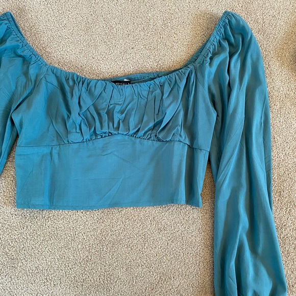 Cute blue crop top - Picture 1 of 3